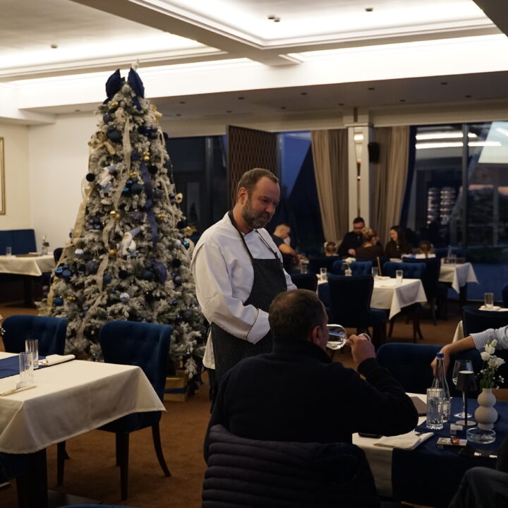 Restoran ExtAzzA Jarkovci